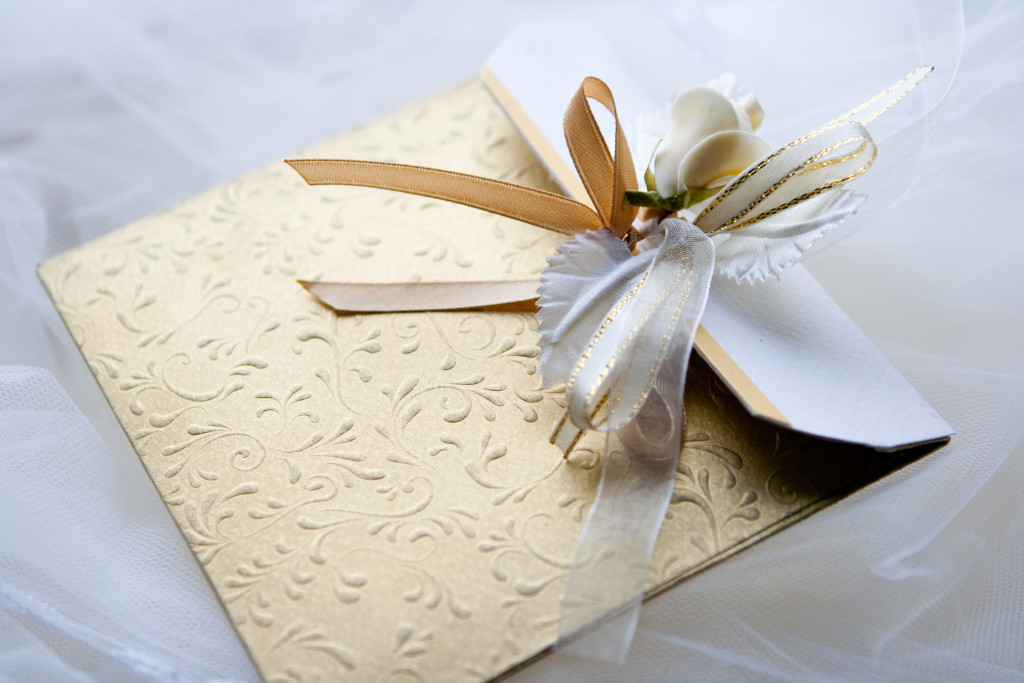 luxury wedding invitations