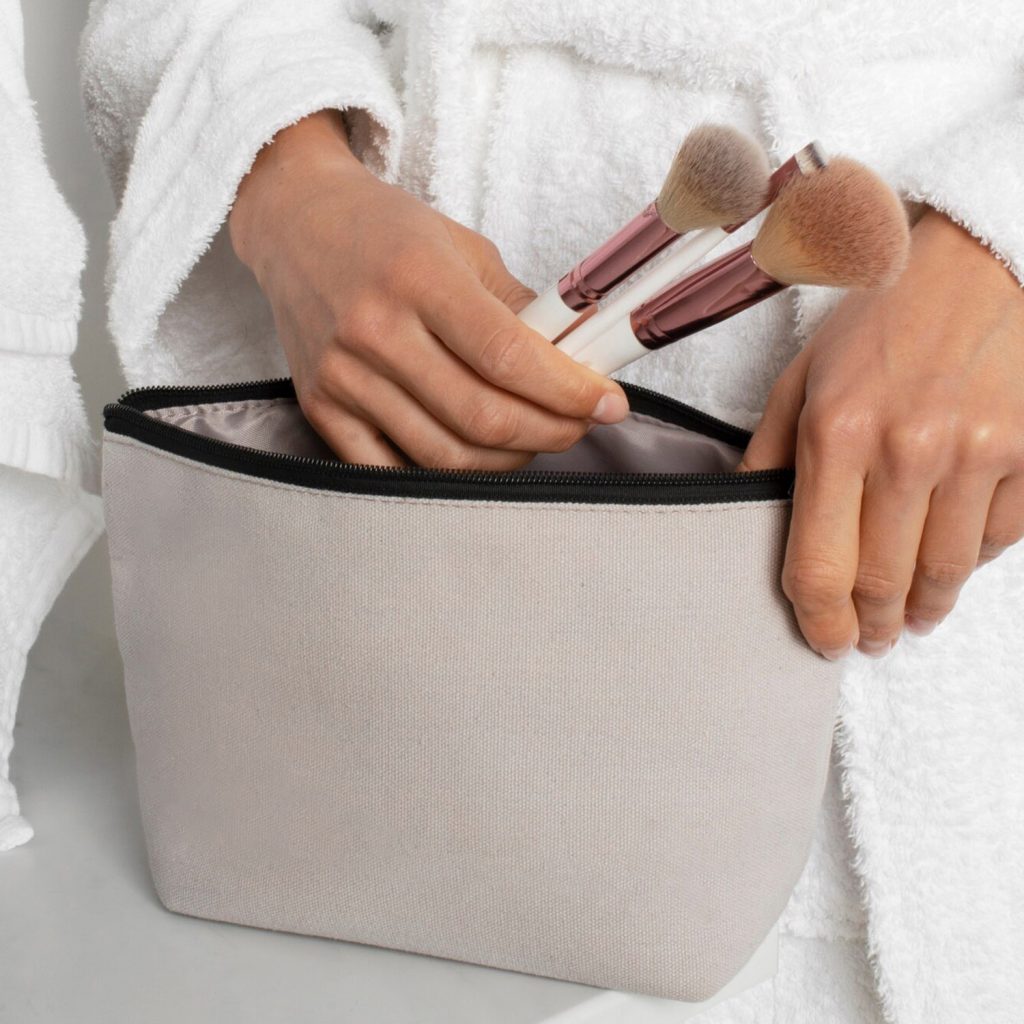 Sustainable cotton cosmetic bags