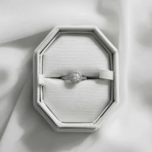 Popular white suede luxury jewelry box design from 2025