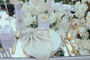 Luxury acrylic menu card used for a 2025 wedding table decoration