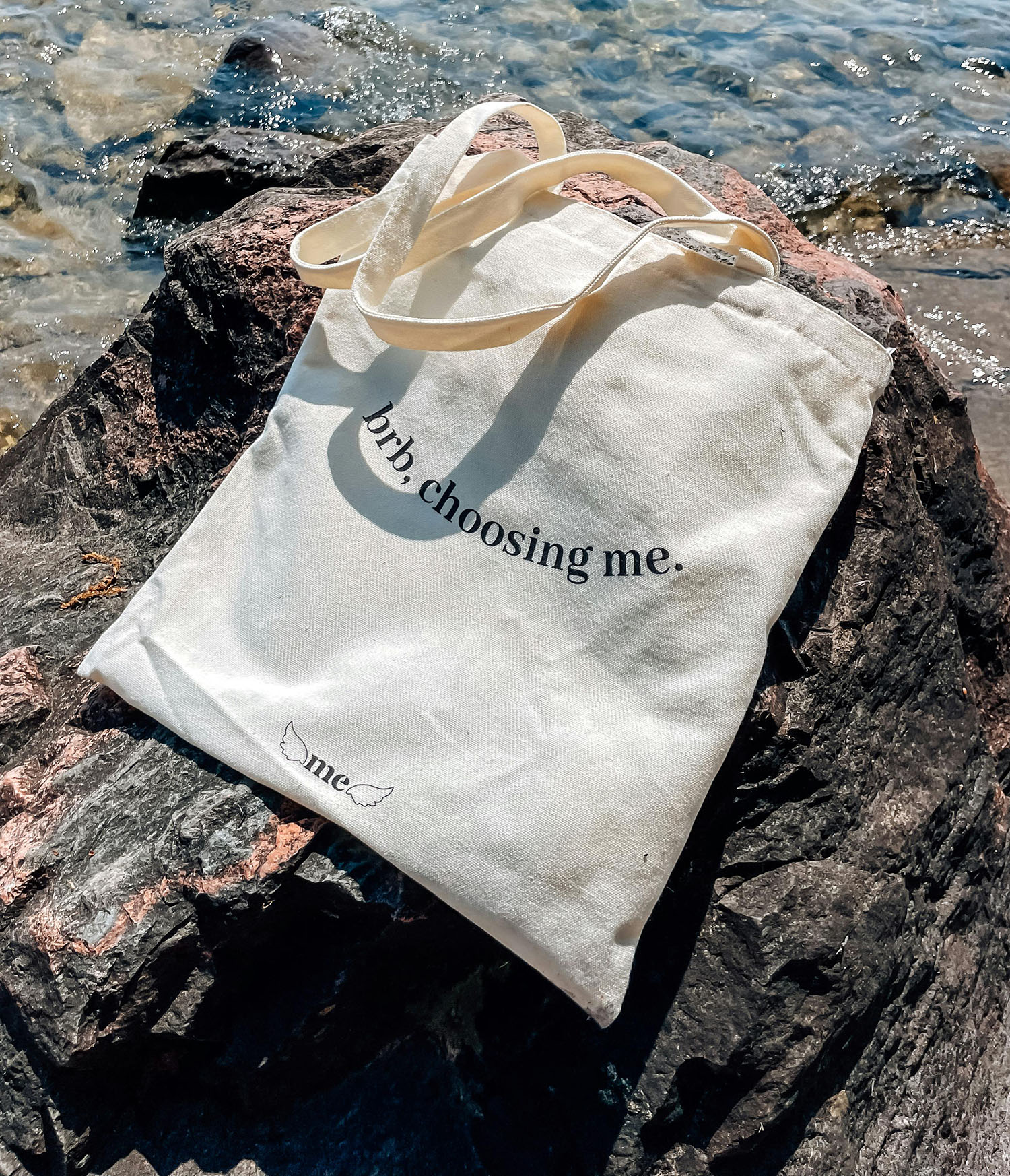 Canvas tote bag with text print