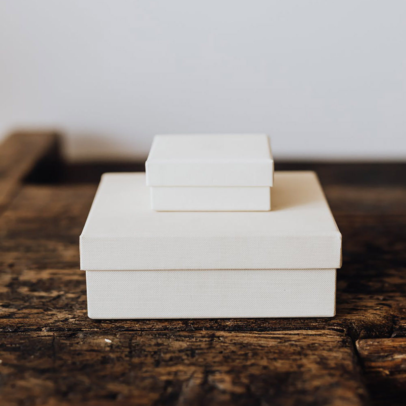Ivory linen paper rigid box from Thailand